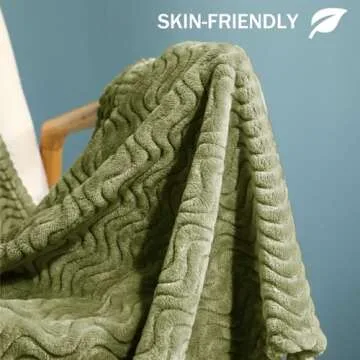 Exclusivo Mezcla Soft Fleece Blanket for Cozy Living