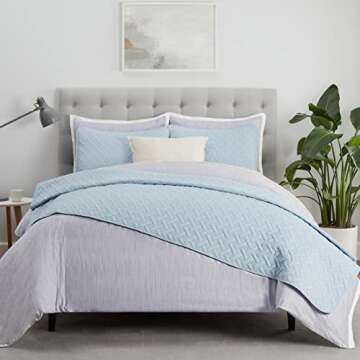 Serta ComfortSure Soft 3-Piece Full/Queen Quilt Bedding Set, Includes Bedspread/Coverlet and Pillow Shams, Bedding for All Seasons, Machine Washable, Light Blue