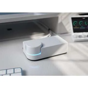 BEACN Studio – USB XLR Audio Interface for Creators, built in DSP mic chain, ultra-low-noise preamp, mutli-channel dual PC and console USB-C connections, for Streaming, Gaming, and Podcasting (White)