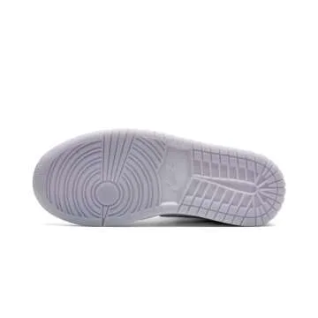 Nike Women’s Air Jordan 1 Mid Barely Rose Style
