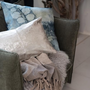 Elegant Bloomingville Savannah Stripe Throw in Beige Brown