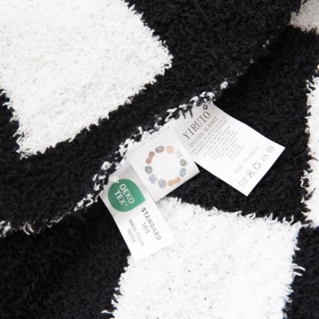 YIRUIO Cozy Throw Blanket, Soft & Stylish Décor