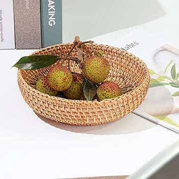 Small Round Keys Basket for Entryway Woven Baskets for Organizing Tabletop Decorative Wicker Organizer Basket for Keys Wallet Cell Phone Restaurant Food Serving Basket for Fruit Candy Cracker