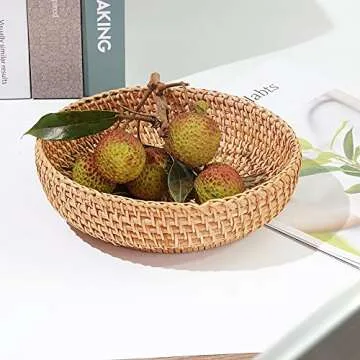 Small Round Keys Basket for Entryway Woven Baskets for Organizing Tabletop Decorative Wicker Organizer Basket for Keys Wallet Cell Phone Restaurant Food Serving Basket for Fruit Candy Cracker
