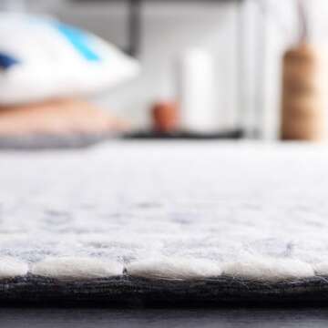 SAFAVIEH Marbella Area Rug - 5' x 8' Stunning Design