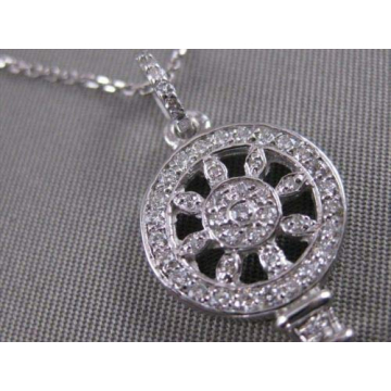 Stunning 14K White Gold Heart Key Pendant with Diamonds
