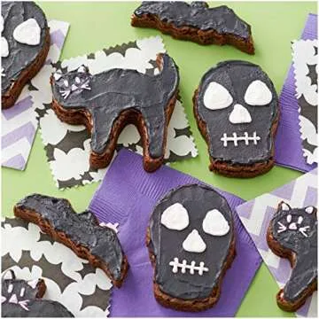 Wilton Halloween Metal Cookie Cutter Set, 18-Piece