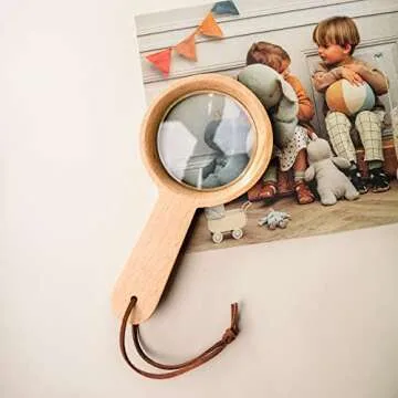 Discover Nature with Beech Wood Magnifying Glass