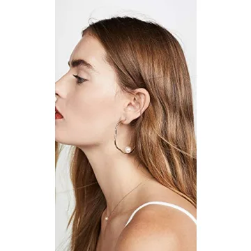 SHASHI Salvador Earrings - Elegant Gold Hoops