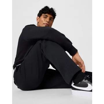 Nike Men's Brushed Fleece Pants for Comfort and Style