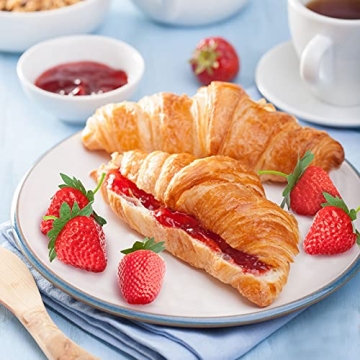 IETONE 50 Artificial Strawberries for Festive Decor