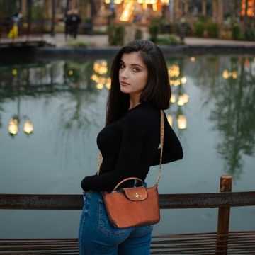 Stylish DOMAT Crossbody Bag for Women - Compact & Chic