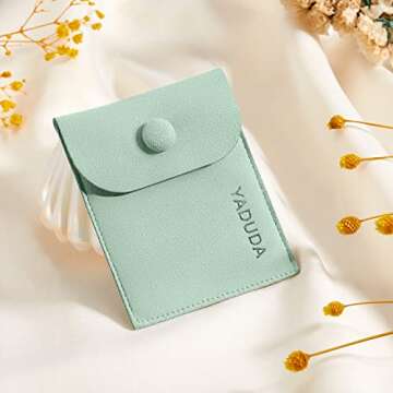 YADUDA Dainty Hollow Four Leaf Clover Necklace Bracelet Set Tiny Cute Clover Pendant Station Necklaces Bracelet for Women 18K Gold Plated Stainless Steel Lucky 4 Leaf Pendant Jewelry