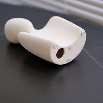 BUTILIVEEN Couple Gifts, Ceramic Couple Sculpture Decor, Anniversary Wedding for Her, Valentines Day Gifts for Wife Husband, Abstract Figure Statue for Home Decoration, Small, White