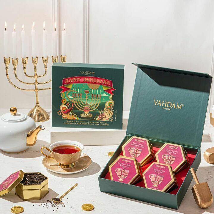 VAHDAM Hanukkah Gift Set 2022 - 4 Premium Teas