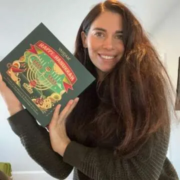 VAHDAM Hanukkah Gift Set 2022 - 4 Premium Teas