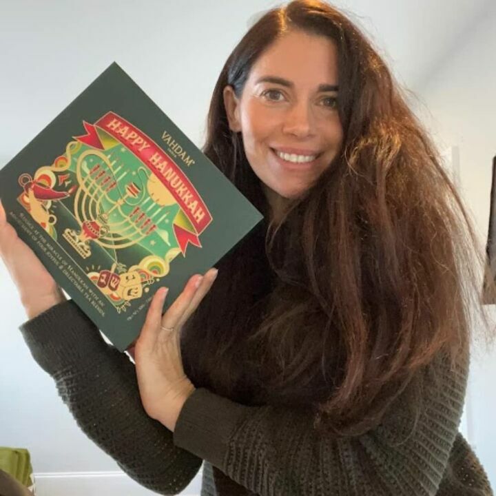 VAHDAM Hanukkah Gift Set 2022 - 4 Premium Teas