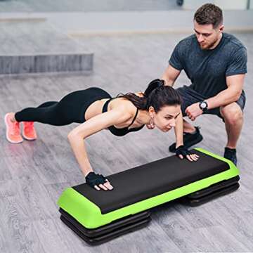 Goplus 43'' Adjustable Fitness Aerobic Step Stepper Platform 4" - 6" - 8" Non-Stick Surface W/Risers (Green)
