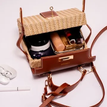 Stylish FAIRYSAN Women's Straw Crossbody Bag for Summer