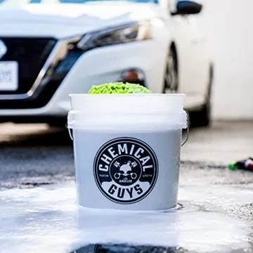 Heavy Duty Clear Car Wash Bucket 4.5 Gal by Chemical Guys