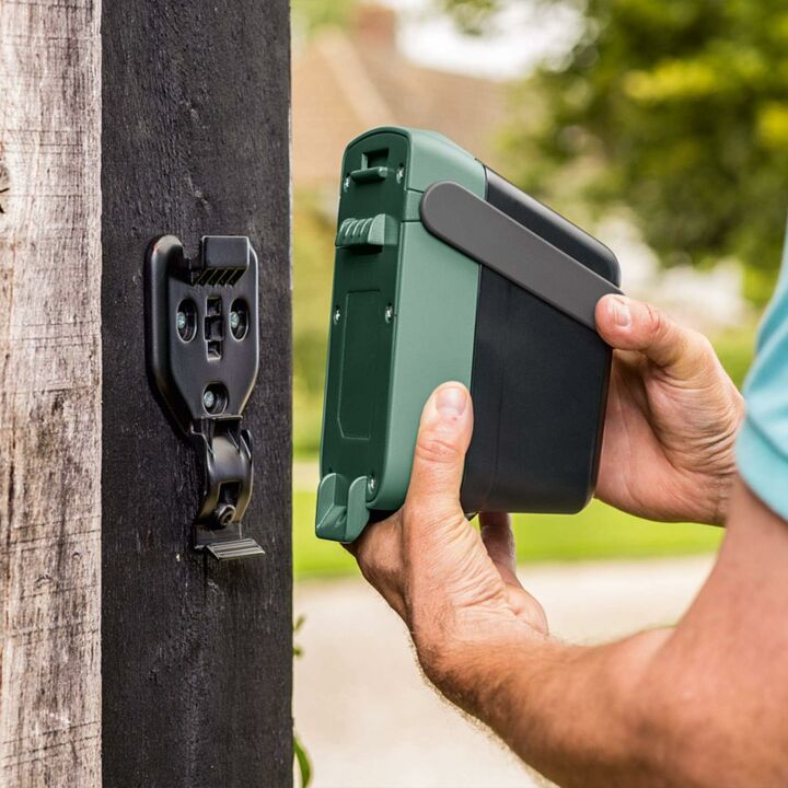 Bosch GardenPump 18 - Submersible Water Pump Kit