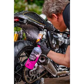 Muc Off 664US Nano-Tech Motorcycle Cleaner, 1 Liter - Fast-Action, Biodegradable Motorbike Cleaning Spray - Safe On All Surfaces and All Types of Motorcycle Pink