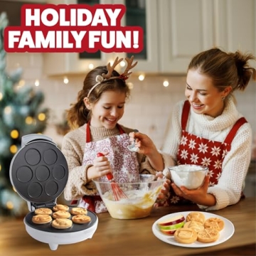 Christmas Cheer Waffle Maker for Fun Breakfasts