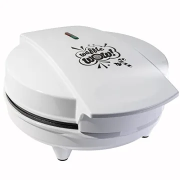 Christmas Cheer Waffle Maker for Fun Breakfasts