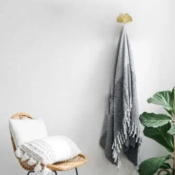 MOROBOR Decorative Leaves Iron Hooks, 4pcs Ginkgo Leaf Shape Wall Mounted Hooks Modern Key Holder Wall Mounted Gold Single Prong Hat Hanger for Hallways Living Room Home Office Decoration