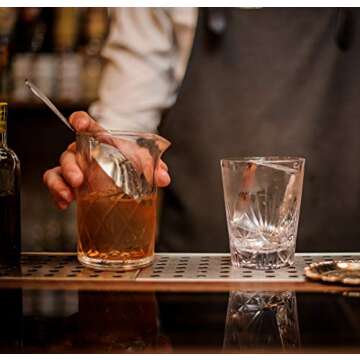 Cocktail Mixing Glass - Bar Mixing Pitcher for Stirring Drinks - 1/4-inch Thick Walls - 17-ounce, 2 Drink Capacity