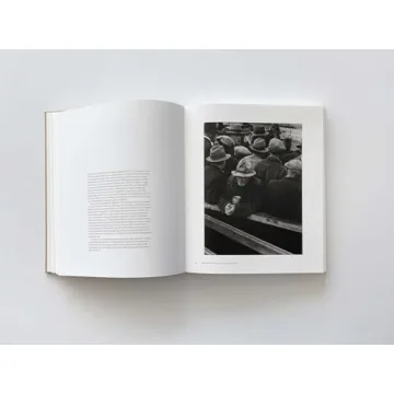 Dorothea Lange: Seeing People – Stunning Portrait Collection