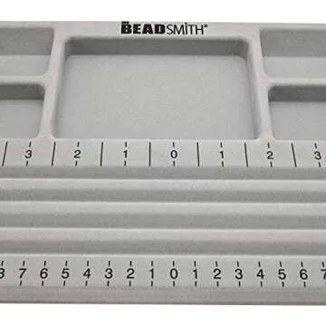 The BeadSmith Travel Bead Design Board with Ruler and Lid