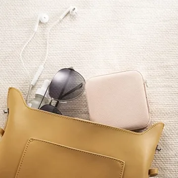 VOMNA Mini Jewelry Travel Case - Cute & Practical Organizer