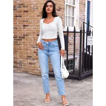 Trendy Queen Womens Long Sleeve Crop Top with Sweetheart Neck