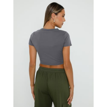 WYNNQUE Womens Crop Tops Cute Summer Scoop Neck Basic Tees Slim Fit Trendy Short Sleeve T Shirts for Teen Girls 2025 Grey M