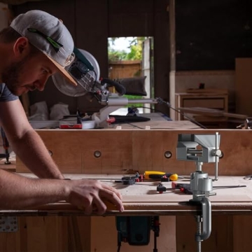 2 in 1 Universal Rotate 360° Table Vise for DIY Enthusiasts