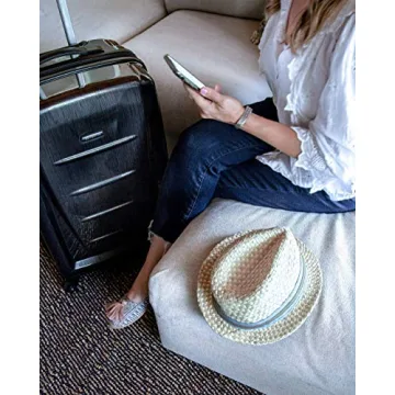 Samsonite Winfield 2 20-Inch Carry-On Hardside Luggage