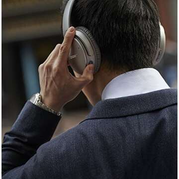 Bose QuietComfort 35 II Noise Cancelling Bluetooth Headphones— Wireless, Over Ear Headphones with Built in Microphone and Alexa Voice Control, Silver