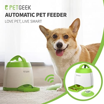 Interactive Dog Treat Dispenser for Engaging Meals