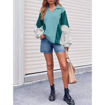 Fisoew Women's Oversized Color Block Sweatshirt for Casual Wear