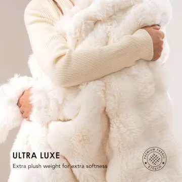 EVERGRACE Ultra Soft Luxury Fluffy Ridgeline Faux Rabbit Fur Throw Blanket, Thick Warm Bubble Throw for Bed, Cozy Plush Reversible Blankets for Couch, Chair, Sofa, Ivory White, 50x60 Inches, 870 GSM