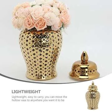 HOMSFOU Ceramic Ginger Jar with Lid Carved Lattice Decorative Temple Jar Modern Ceramic Hollow Out Ginger Jar Flower Vase for Home Office Party Wedding Decor Golden 22x10cm