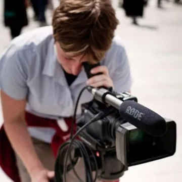 Rode NTG-2 Multi-Powered Shotgun Microphone