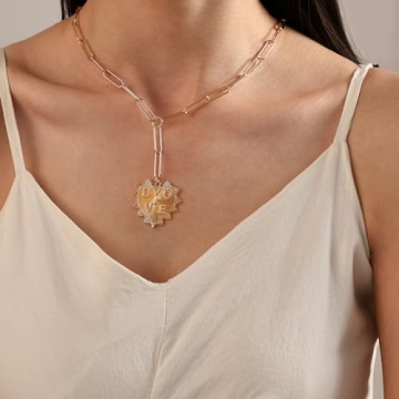 Trendy Gold Heart Necklace Aesthetic Charm Pendant