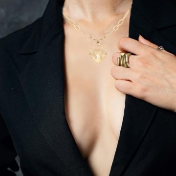 Trendy Gold Heart Necklace Aesthetic Charm Pendant