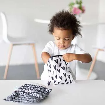 Bumkins Reusable Sandwich and Snack Bags, for Kids School Lunch and for Adults Portion, Washable Fabric, Waterproof Cloth Zip Bag, Travel Pouch, Food-Safe Storage, Large 2-pk Hearts and XOXO