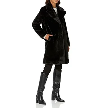 Chic Kiara Faux Fur Coat for Elegant Winter Style