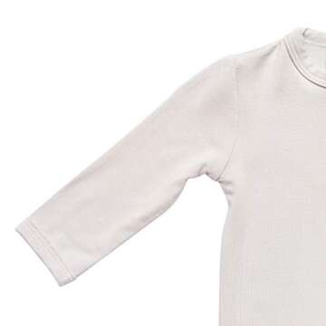 KYTE BABY Zippered Rompers for Newborns in Oat Color