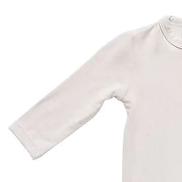 KYTE BABY Zippered Rompers for Newborns in Oat Color