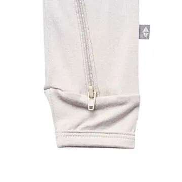 KYTE BABY Zippered Rompers for Newborns in Oat Color